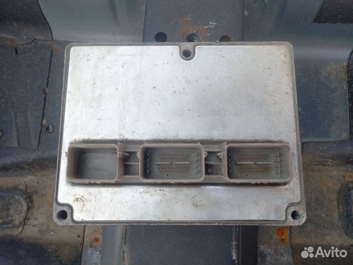 Блок управления двигателем + чип Ford Focus 2 2.0
