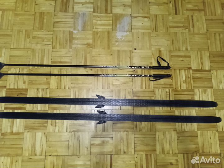 Беговые лыжи Tisa