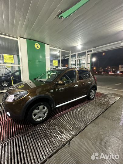 Renault Sandero Stepway 1.6 МТ, 2014, 213 000 км