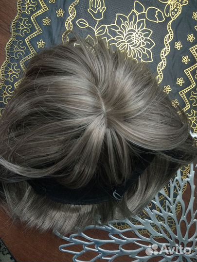 Парик, пепельный