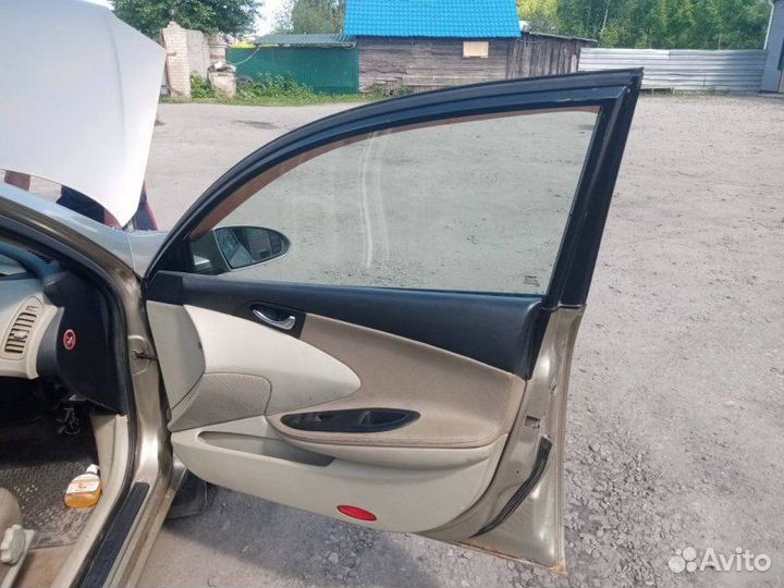 Дверь передняя Nissan Primera P12 2003