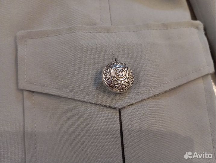 Плащ женский 38 р серый