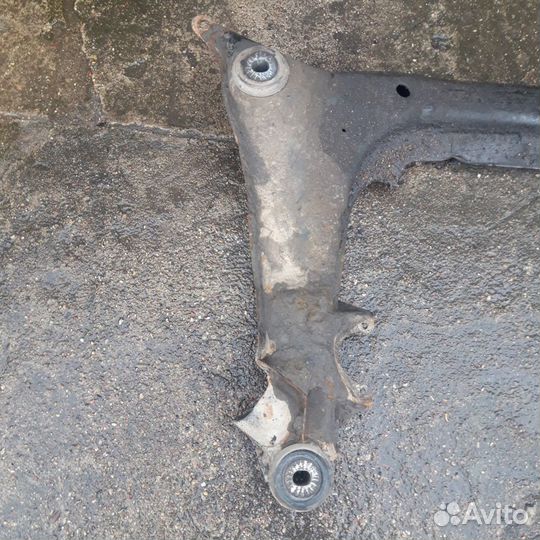 Подрамник ауди а4 б5 автомат