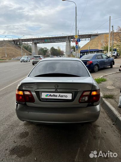 Nissan Almera 1.5 МТ, 2005, битый, 237 000 км