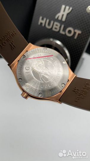 Часы женские кварцевые