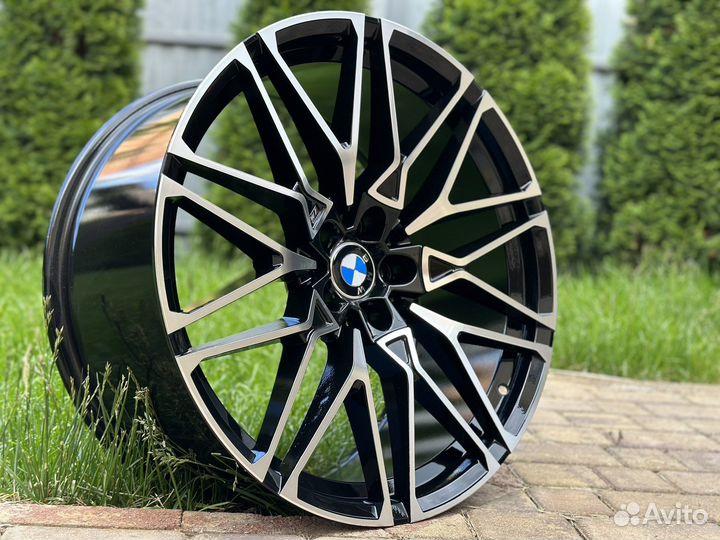 Новые стильные диски на BMW R21 818 стиль