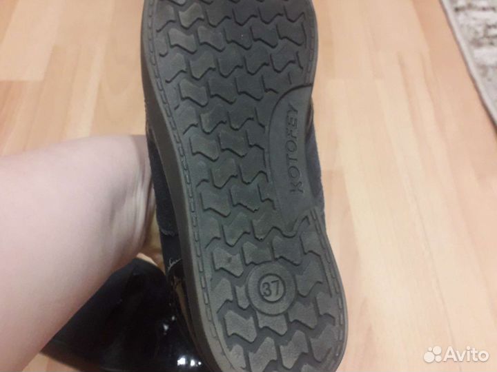 Продаю туфли котофей