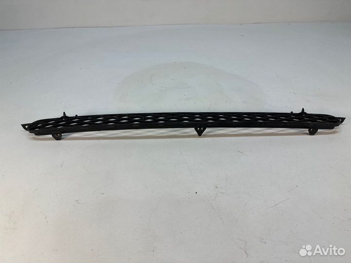 Решетка в бампер Toyota Funcargo 1nzfe 2000