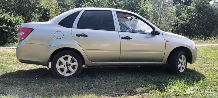 LADA Granta 1.6 МТ, 2012, 126 000 км