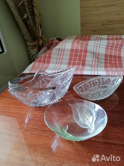 Хрустальные салатницы, конфетницы разных видов