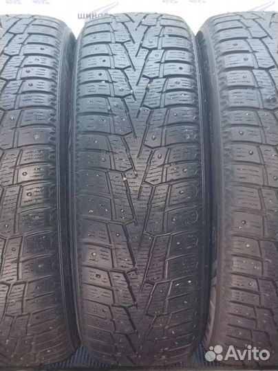 Roadstone Winguard WinSpike 215/60 R17 100T