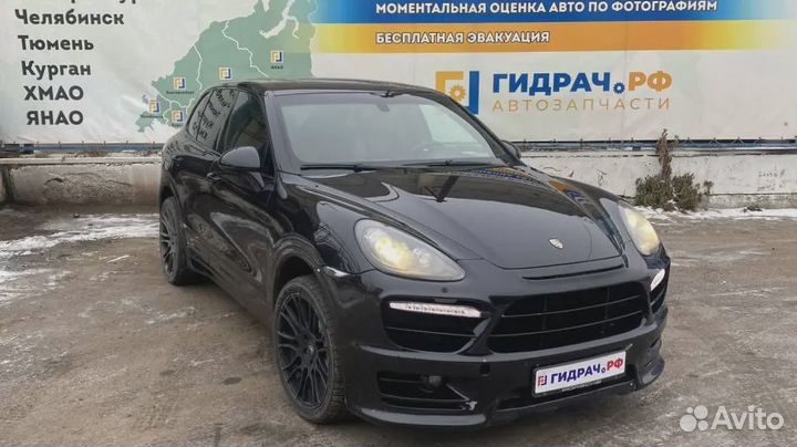 Обшивка стойки задней верзняя левая Porsche Cayenne (92A) 958555241006F2