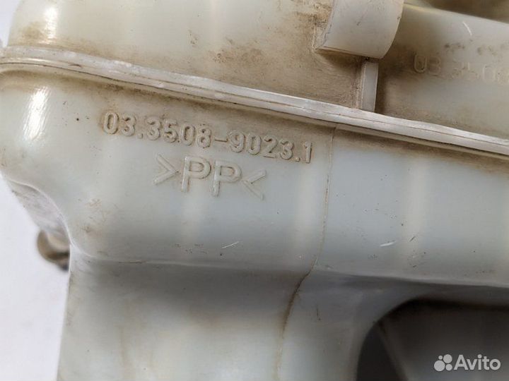 Бачок главного тормозного цилиндра Opel Astra J