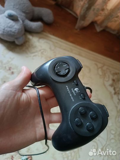 Джойстик для пк Logitech