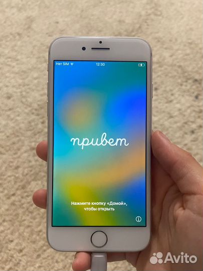 iPhone 8, 64 ГБ