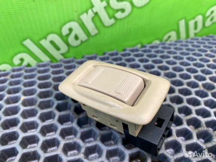 Кнопка эсп задняя левая Mazda Mpv LW5W GY-DE 2.5