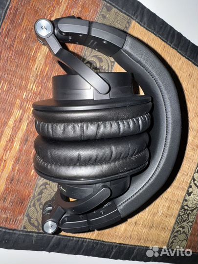 Audio technica ath m50x bt2