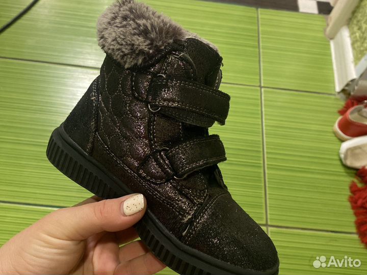 Ботинки детские зима 30р и 32 р
