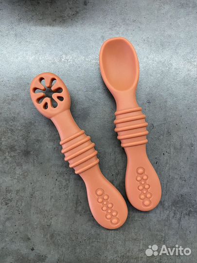 Силиконовая посуда для малышей