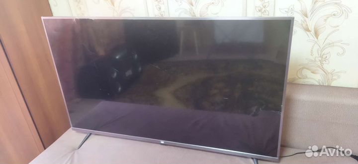 Телевизор smart tv