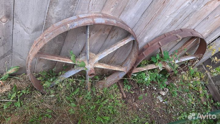 Колеса на телегу