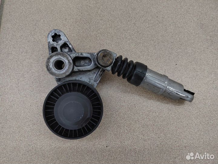 Натяжитель ремня Audi Q7, Touareg GP casa 3,0TDI