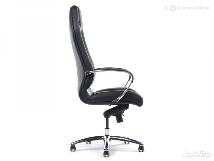 Кресло для руководителя Бюрократ Aura/black