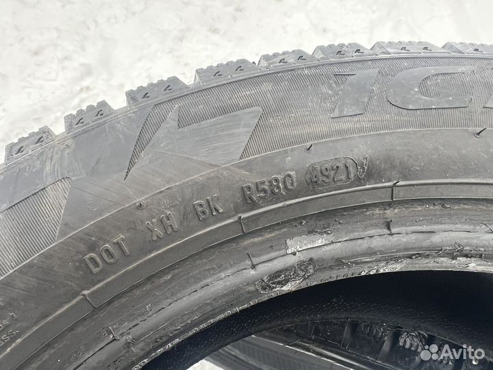 Pirelli Ice Zero 205/55 R16