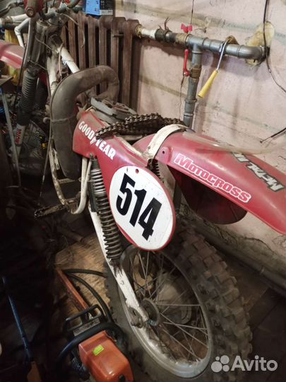 Мотоцикл чизет