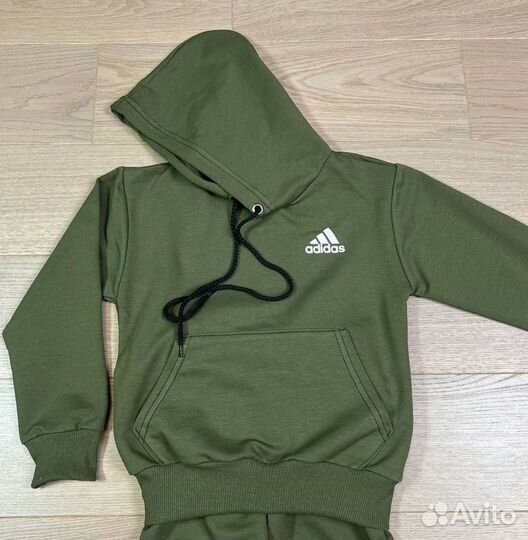 Костюм Adidas спортивный детский