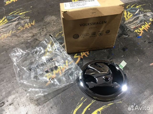 Эмблема Skoda Octavia 5E3 2007