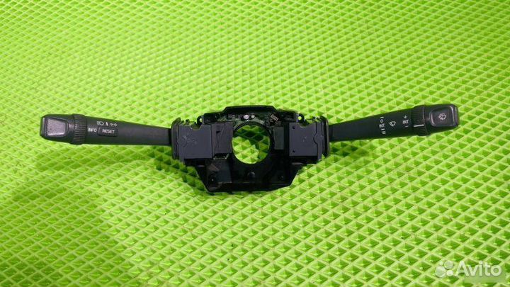 Переключатель подрулевой Volvo S80