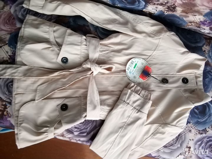 Плащ женский