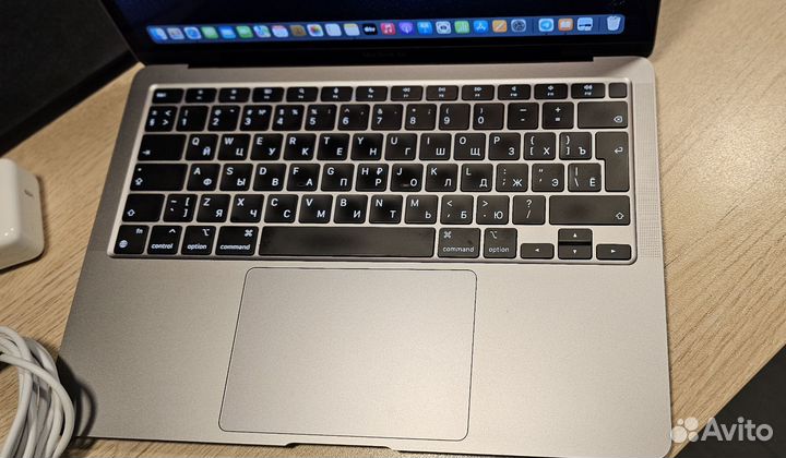 Apple MacBook Air 13 2020 m1