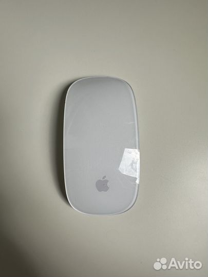 Клавиатура и мышь Apple