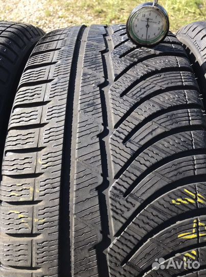 Michelin Pilot Alpin PA4 225/55 R18 V