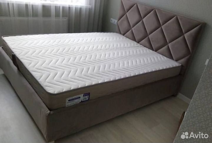 Кровать двуспальная. Гарантия 18 мес