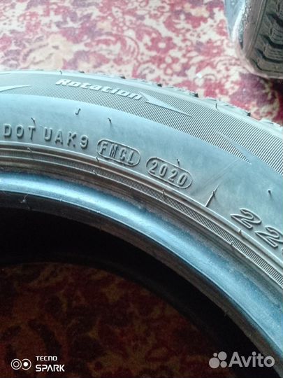 Roadstone Winguard Spike 225/55 R18 100T