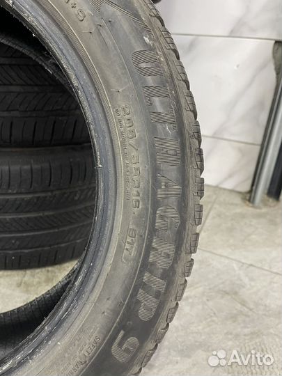 Goodyear UltraGrip 9 205/55 R16 T