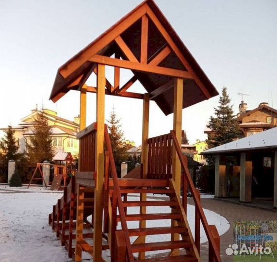 Детская площадка для лета и зимы