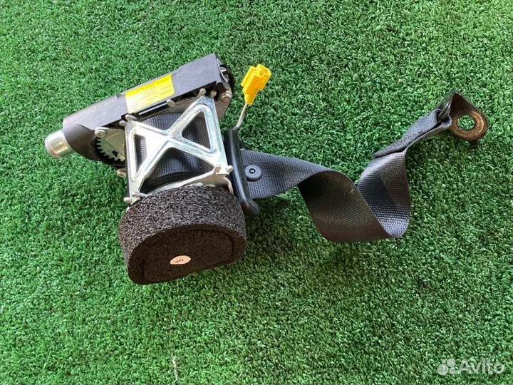 Ремень безопасности задний правый Mercedes-Benz