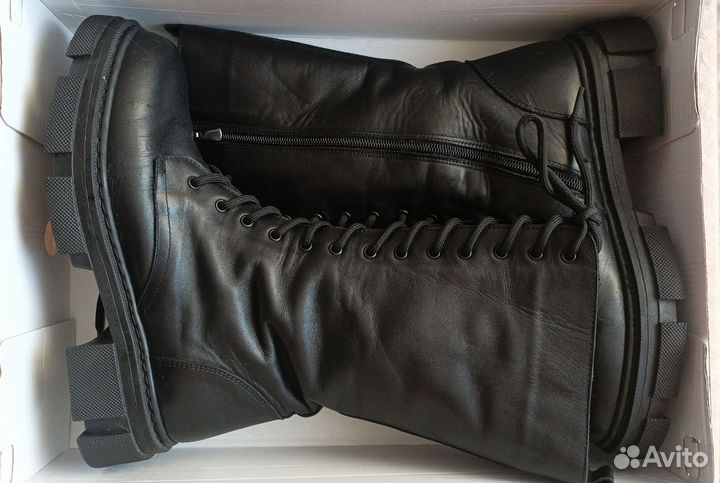 Высокие сапоги - ботинки