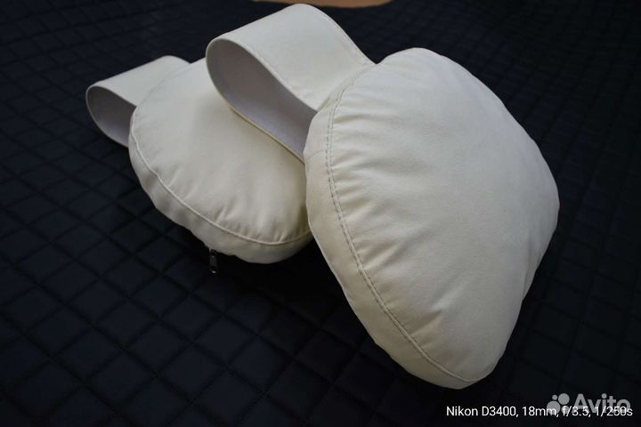 Подушки подголовника Мерседес оригинальные новые