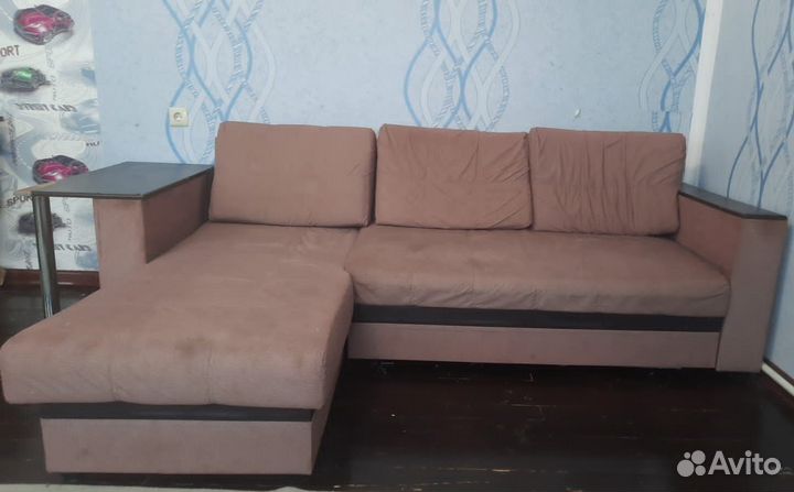 Большой угловой диван бу