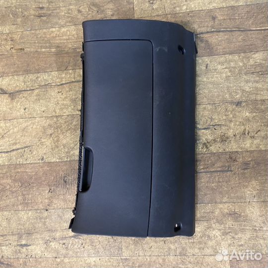 Бардачок Skoda Octavia A5