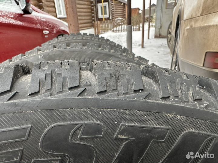 Bridgestone Ice Cruiser 7000 235/55 R18 104T