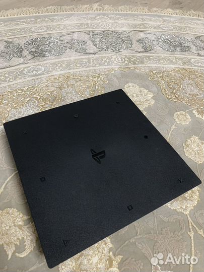 Sony Playstation 4 Pro 1tb