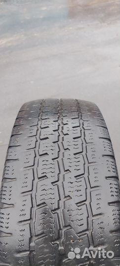 Continental VancoFourSeason 2 215/65 R16C