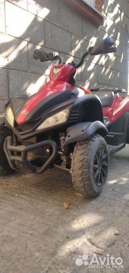 Детский квадроцикл на аккумуляторе