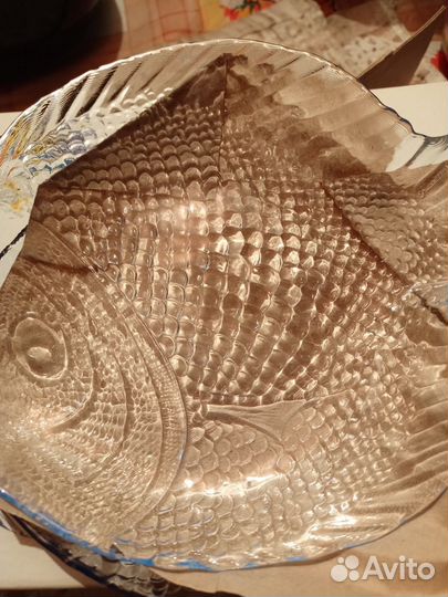 Тарелки новые в упаковке рыбки